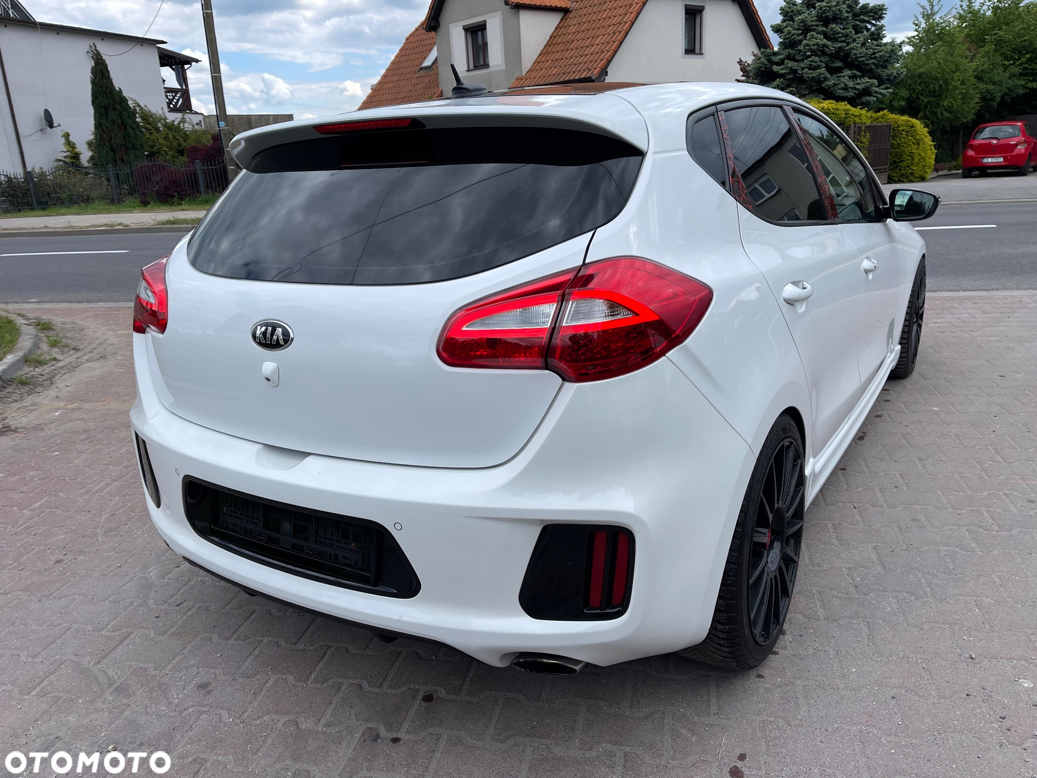 Kia Ceed 1.6 T-GDI GT-Track - 10
