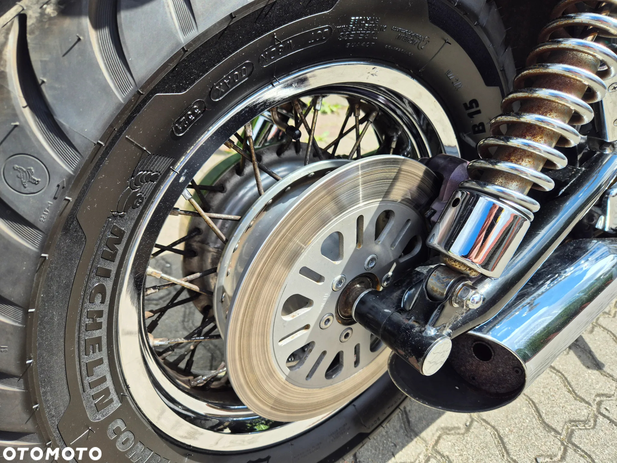 Suzuki Intruder - 10