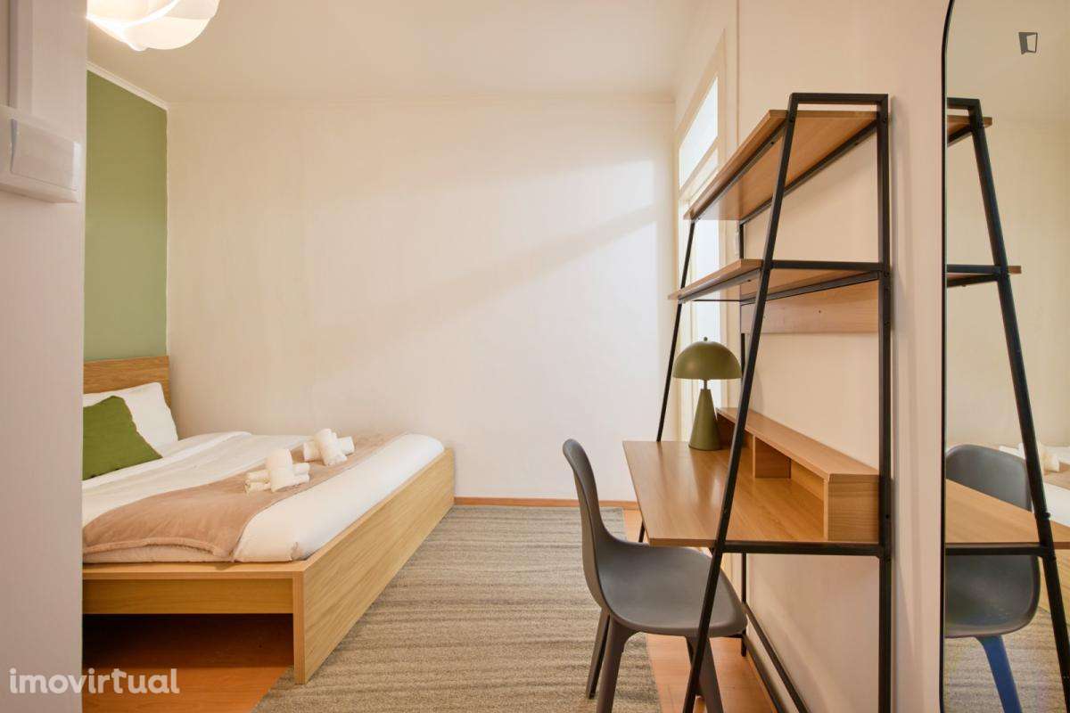 Quarto - localizado em São Bento Lisbon - Grande imagem: 2/37
