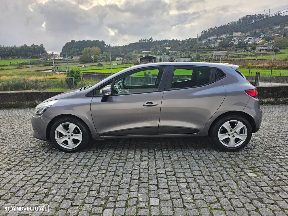 Renault Clio 1.5 dCi Dynamique S - 4