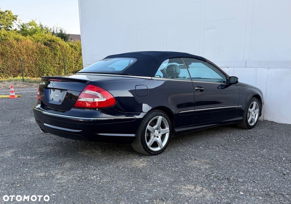 Mercedes-Benz CLK - 16