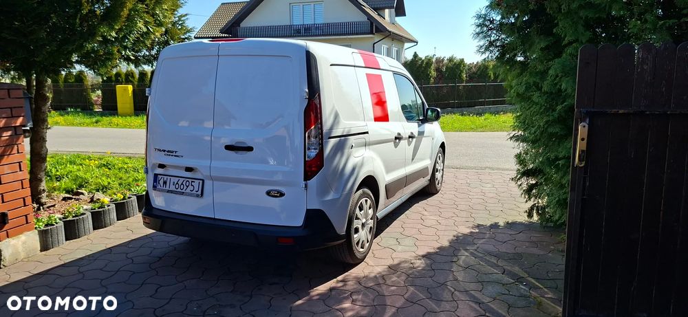 Ford Transit Connect - 8