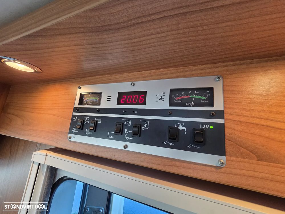 Burstner Aviano 725i cama central - 16