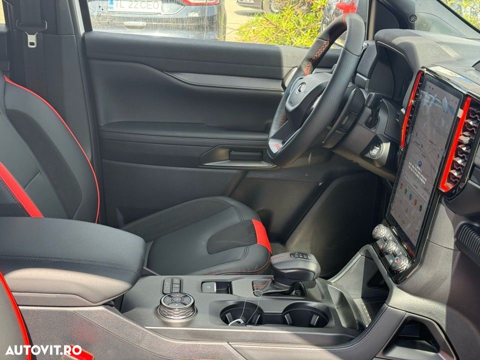 Ford Raptor - 15