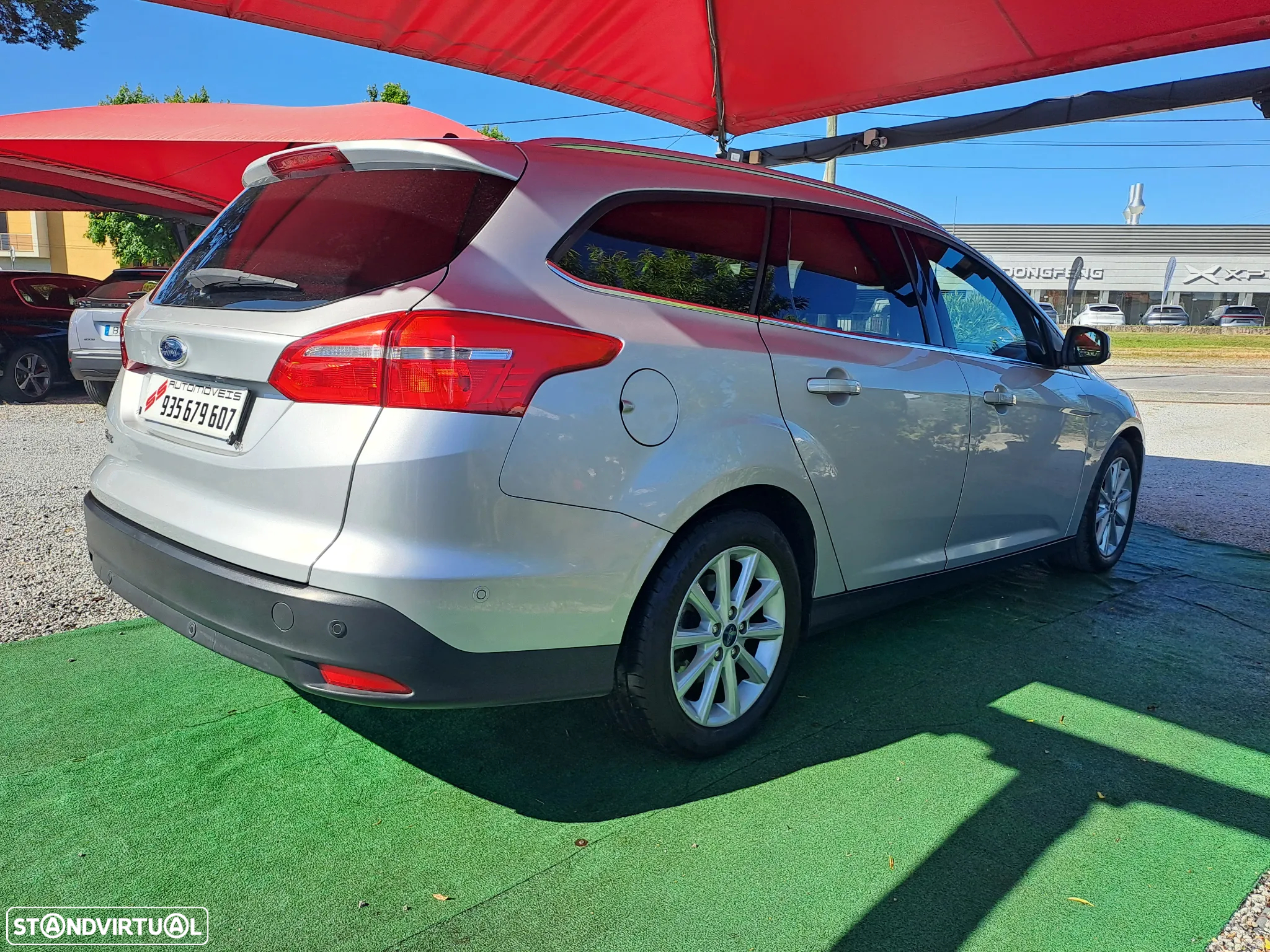 Ford Focus SW 1.5 TDCi EcoBlue Titanium - 6