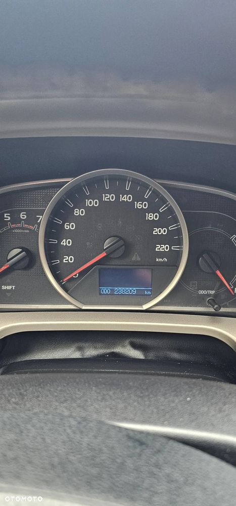Toyota RAV4 2.0 D-4D Prestige - 39