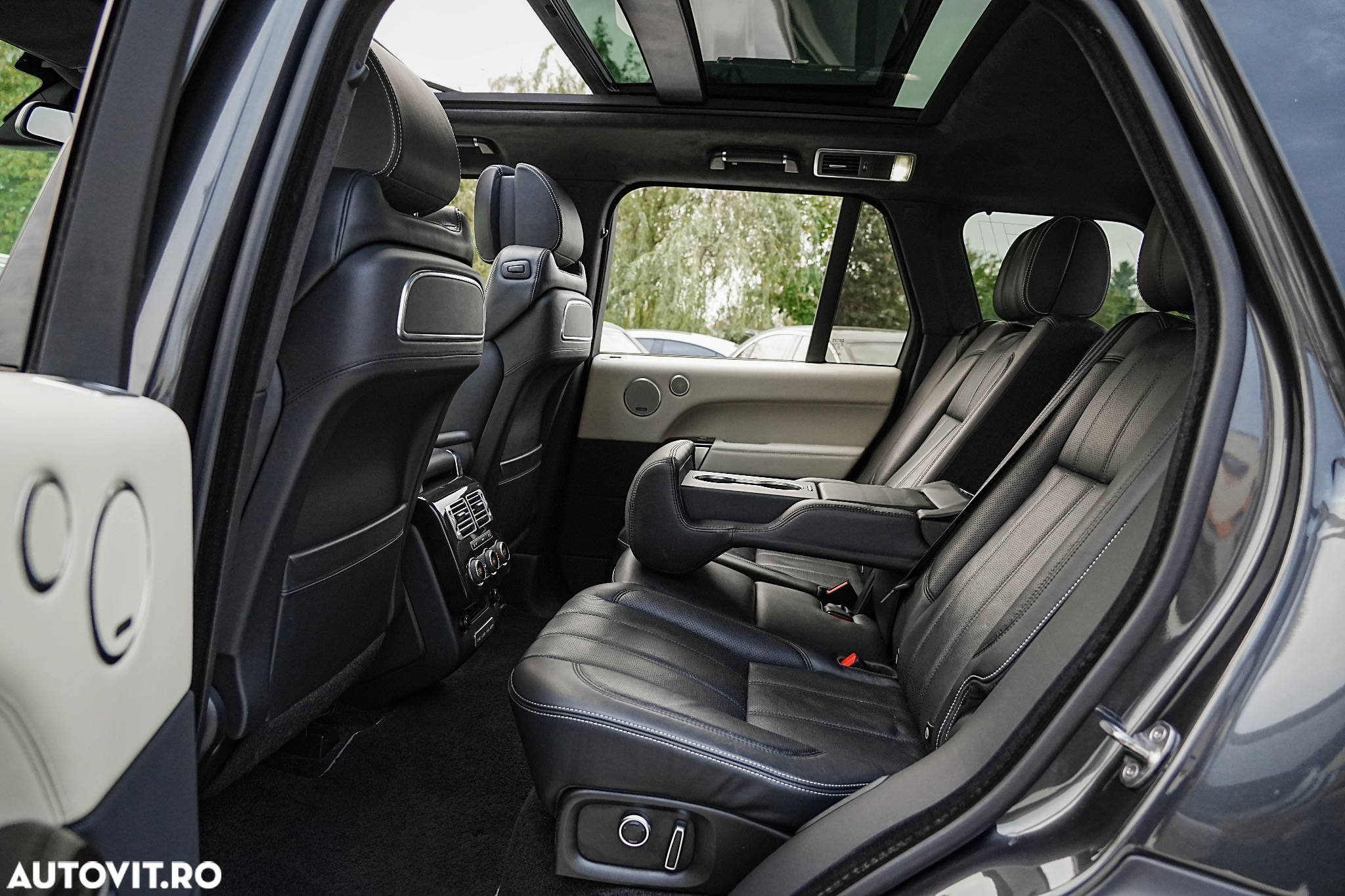 Land Rover Range Rover 3.0 I TDV6 SVAutobiography - 14