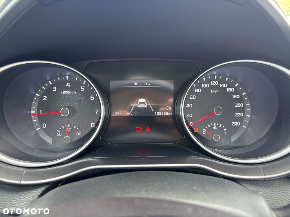 Kia Ceed - 14