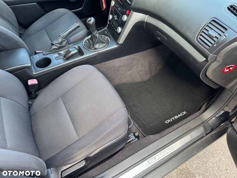 Subaru Outback 2.5 R Trend - 20