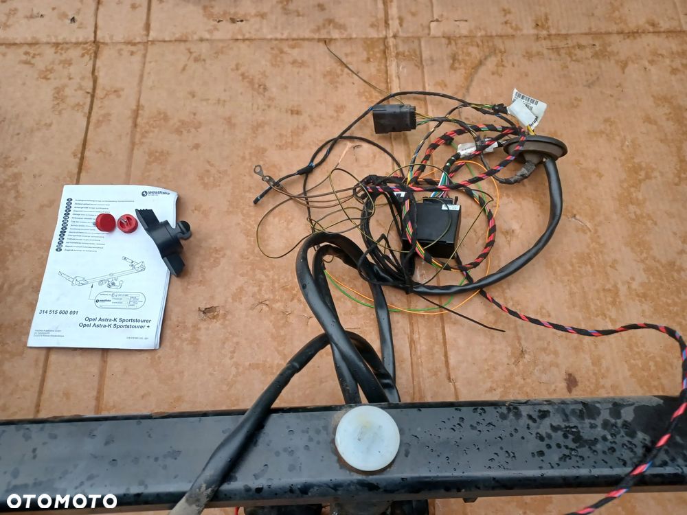 HAK HOLOWNICZY WYPINANY OPEL ASTRA K KOMBI - 4