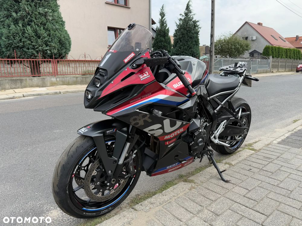 Suzuki GSX-R - 3