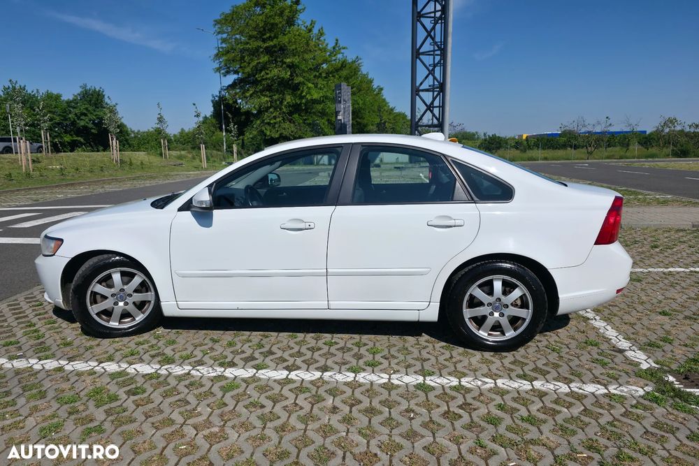 Volvo S40 D2 DRIVe Kinetic - 3