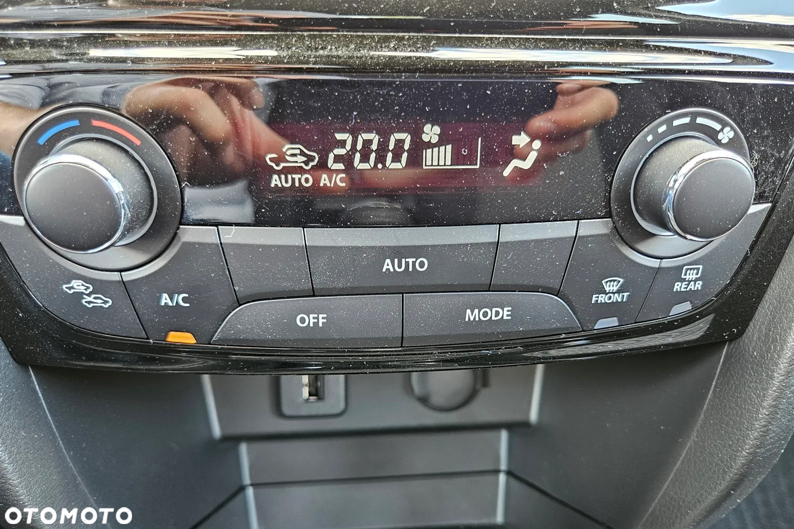 Suzuki Vitara 1.4 Boosterjet mHEV Premium Plus 4WD - 11