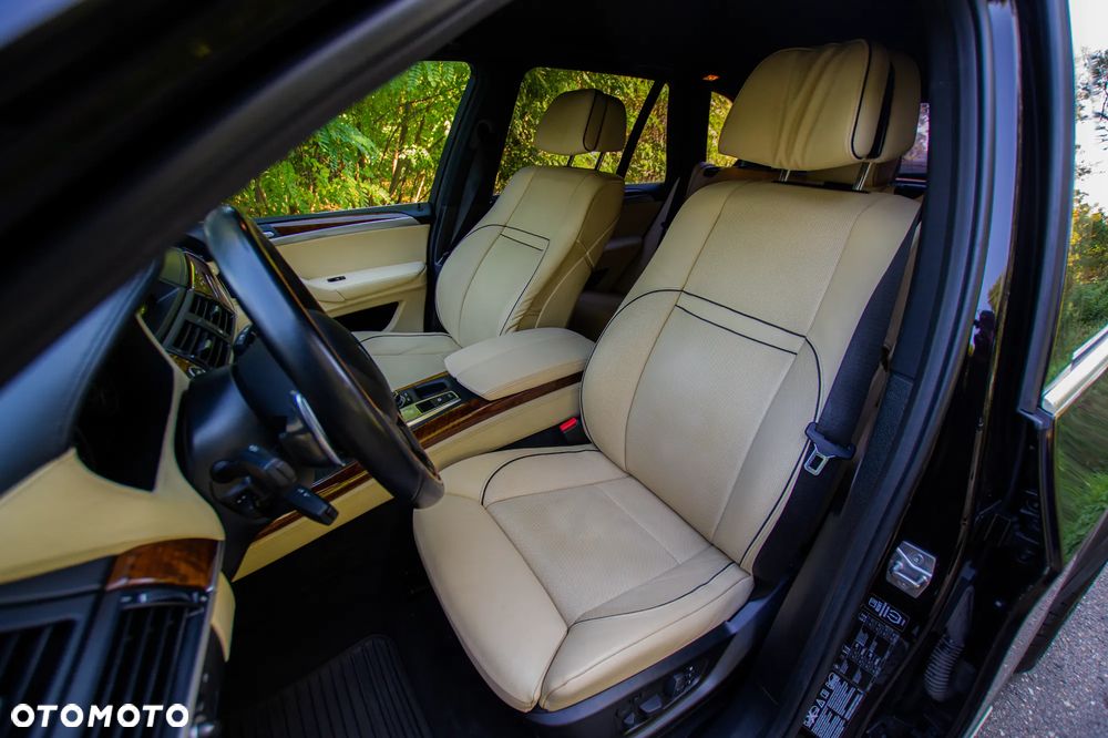 BMW X5 3.5i xDrive - 18