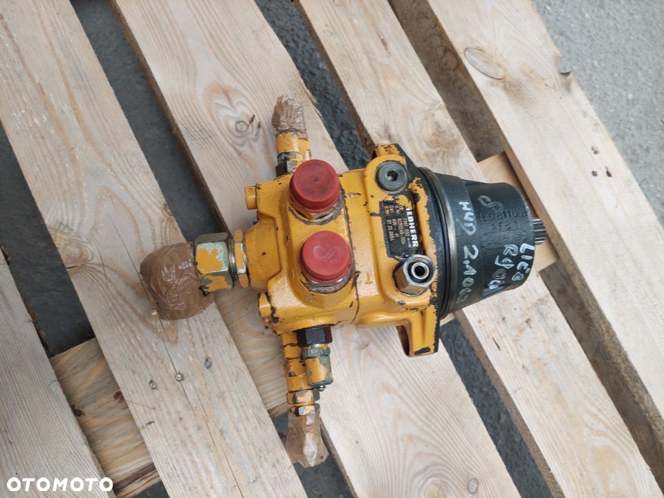 Silnik obrotu Liebherr R900 FMF 032 [HYD 21063] - 4