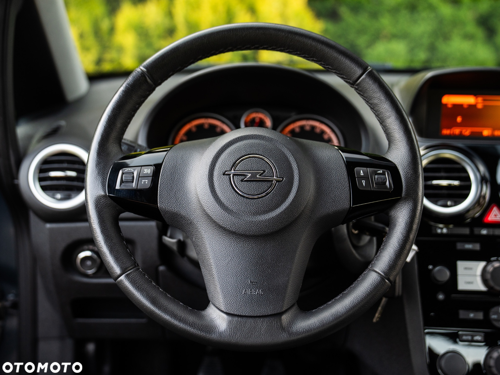 Opel Corsa 1.4 16V Energy - 27