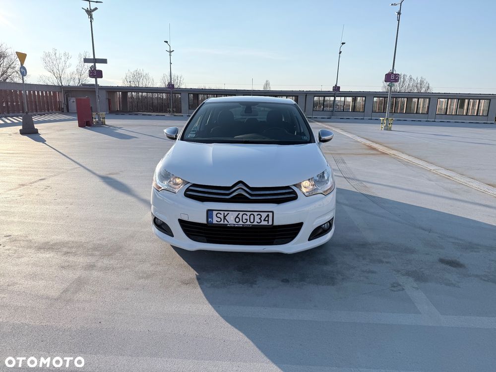Citroën C4 e-HDi 115 Selection - 3