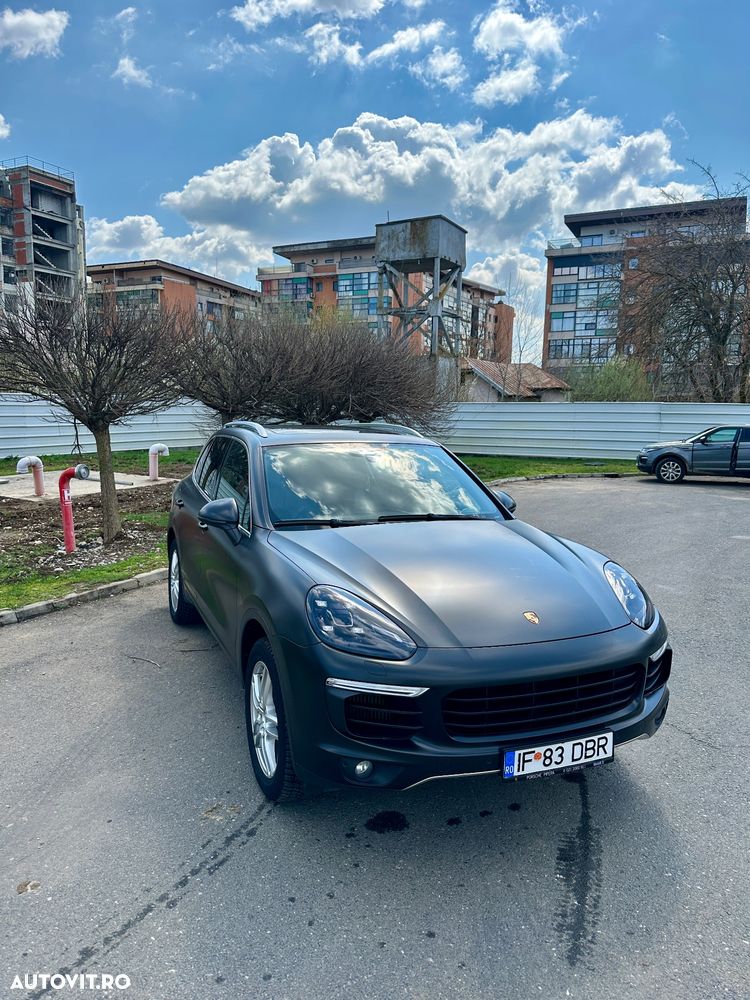 Porsche Cayenne Tiptronic S - 2