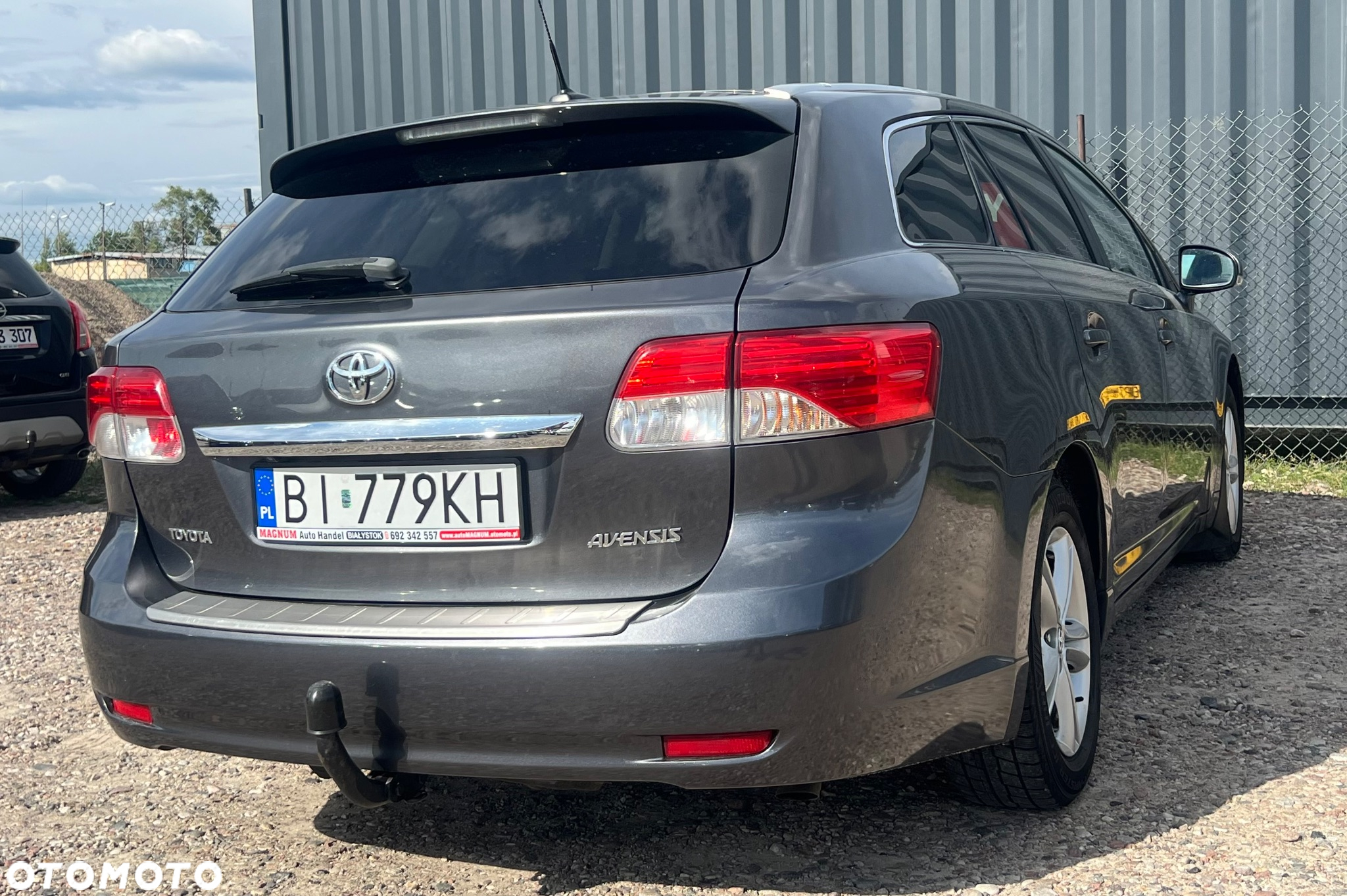 Toyota Avensis Combi 2.0 D-4D Executive - 33