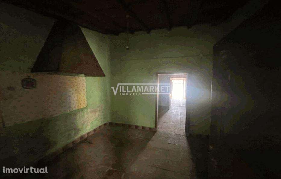 Moradia em banda V2 da banca implantada num terreno com 90 m2 situada - Grande imagem: 5/6