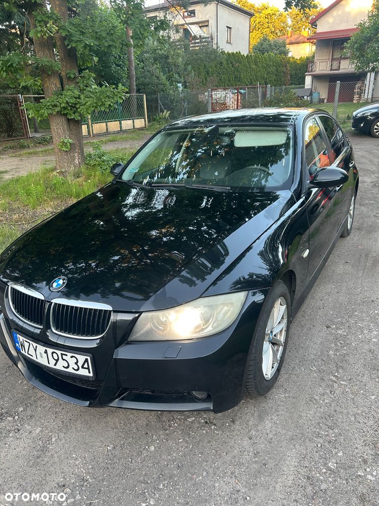 BMW Seria 3 320i - 1