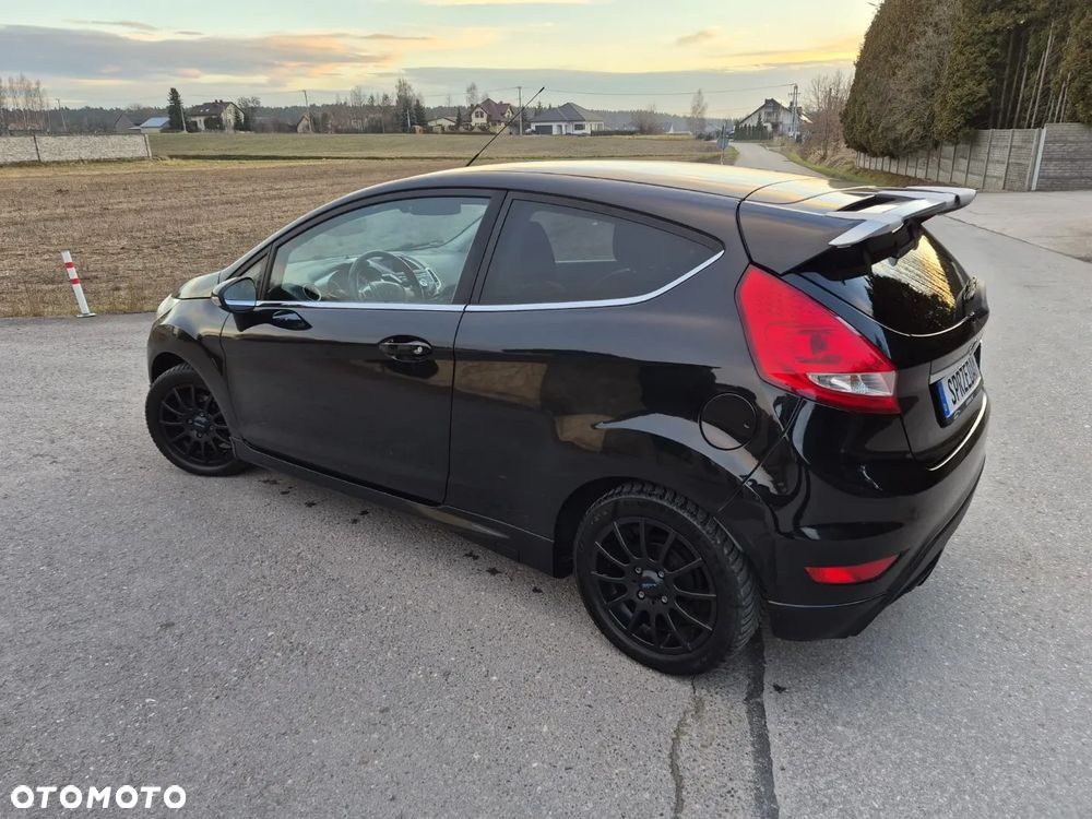 Ford Fiesta 1.25 Platinium X - 5