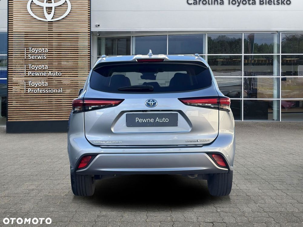 Toyota Highlander 2022 photo 4