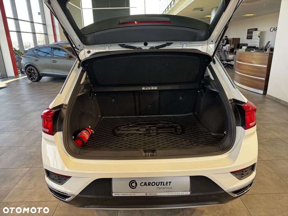 Volkswagen T-Roc - 13