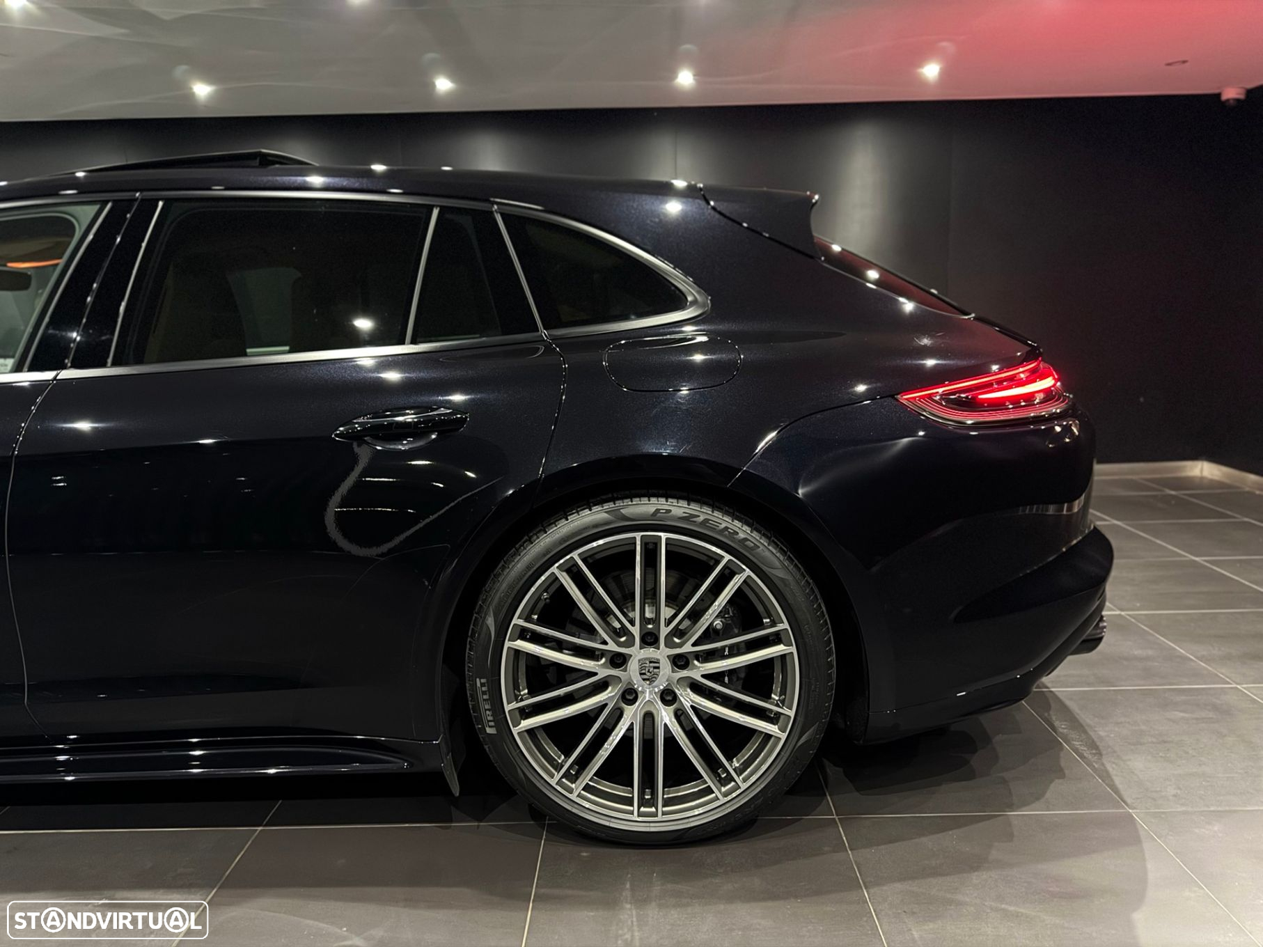 Porsche Panamera Sport Turismo - 5