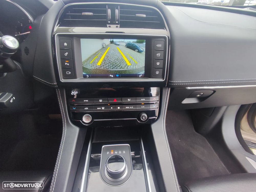 Jaguar F-Pace 20d AWD Aut. R-Sport - 22