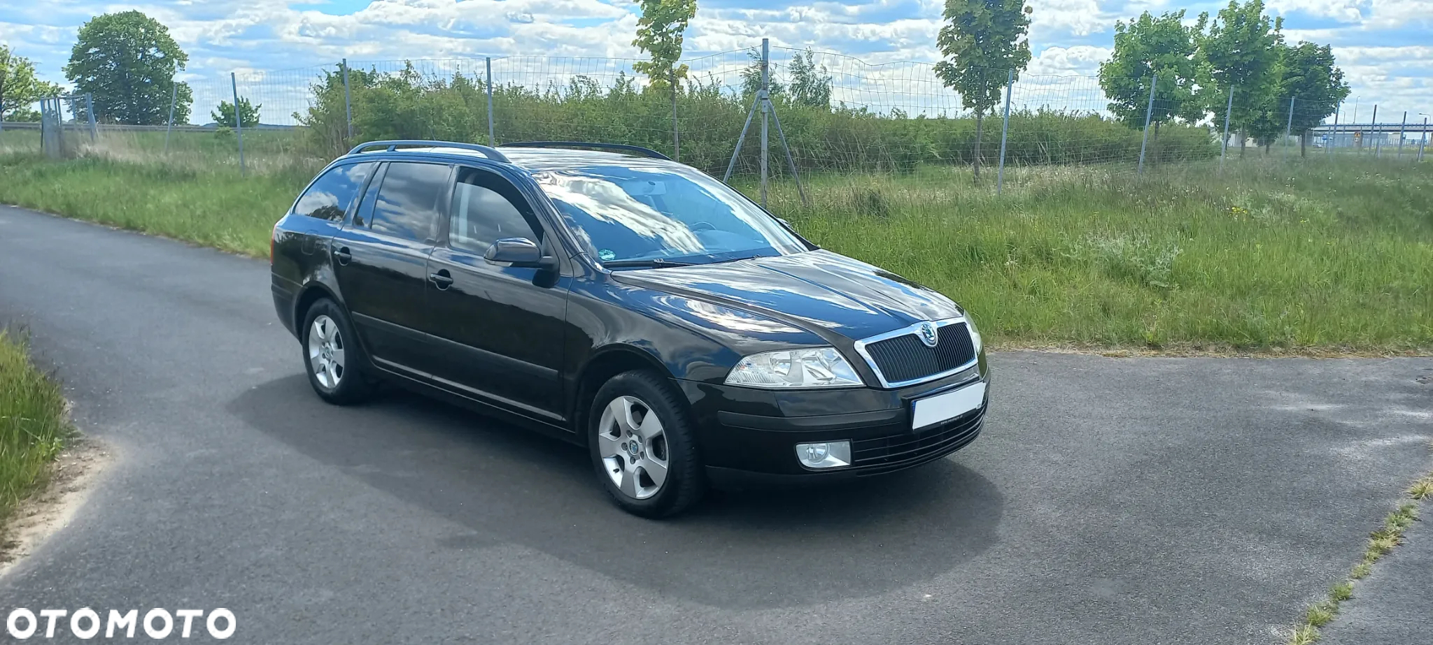 Skoda Octavia 1.6 Ambiente - 17