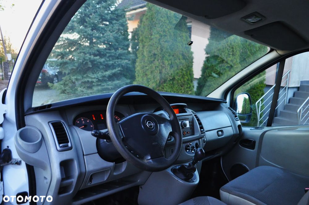 Opel VIVARO - 14