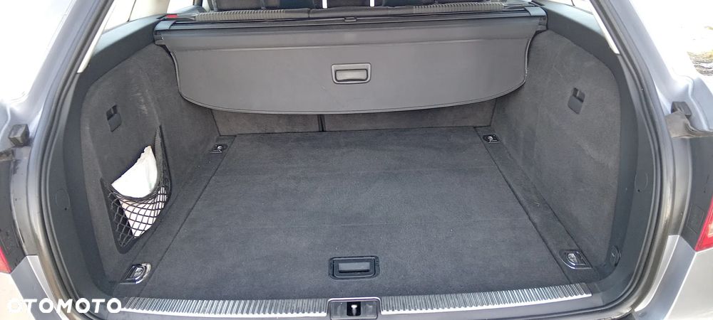 Audi A4 Avant 2.0 TDI - 16