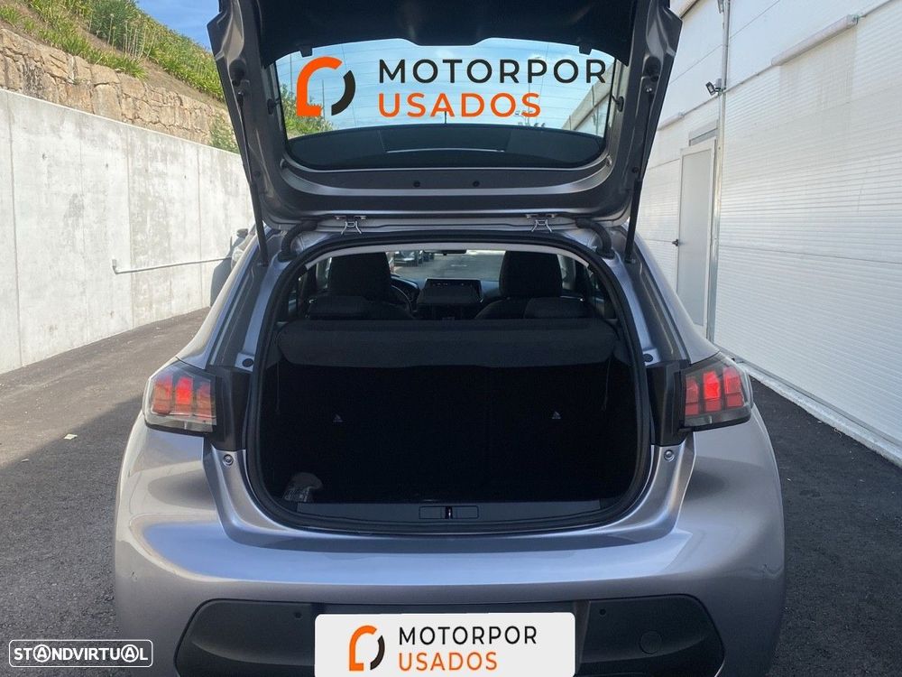 Peugeot 208 - 6