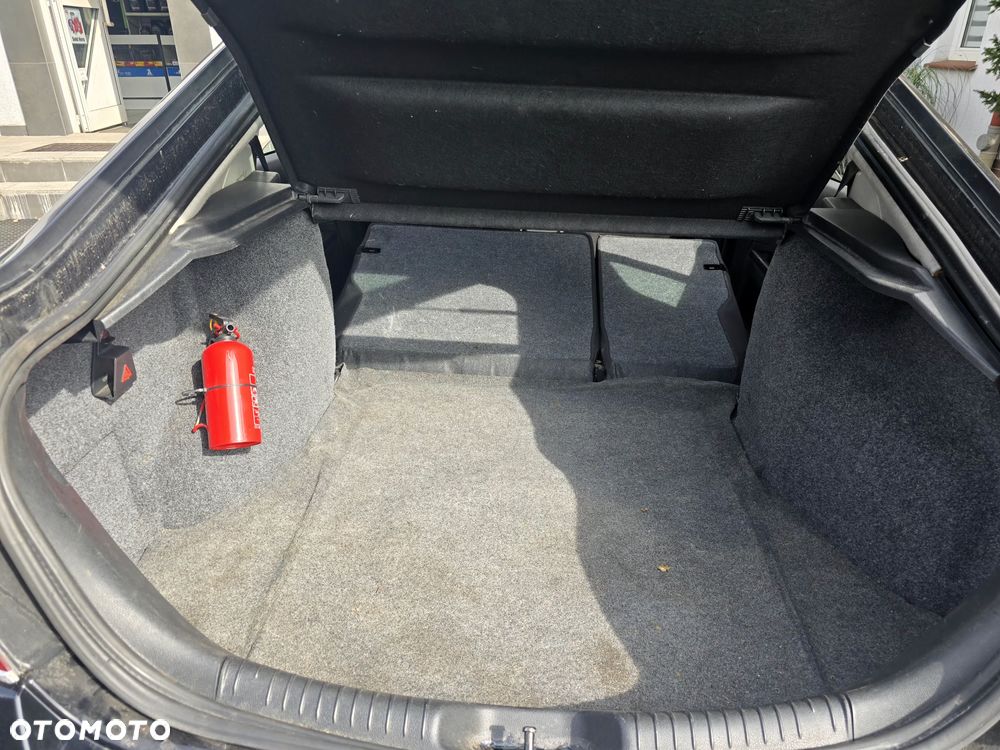 Ford Mondeo 2.0 Ghia - 7