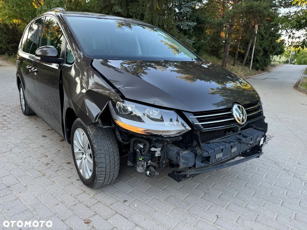 Volkswagen Sharan 2.0 TDI BMT Comfortline DSG - 2