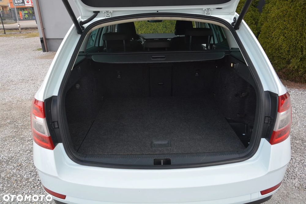 Skoda Octavia 2.0 TDI 4x4 DSG Ambition - 15