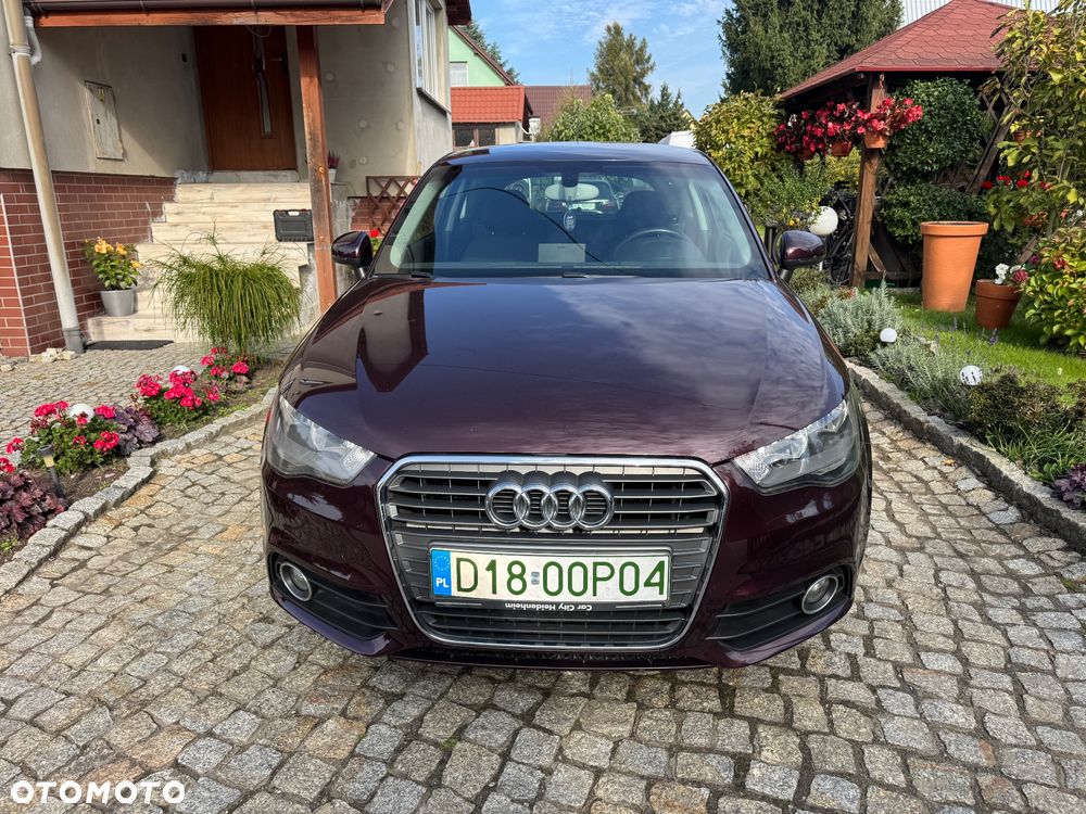 Audi A1 2012 photo 2