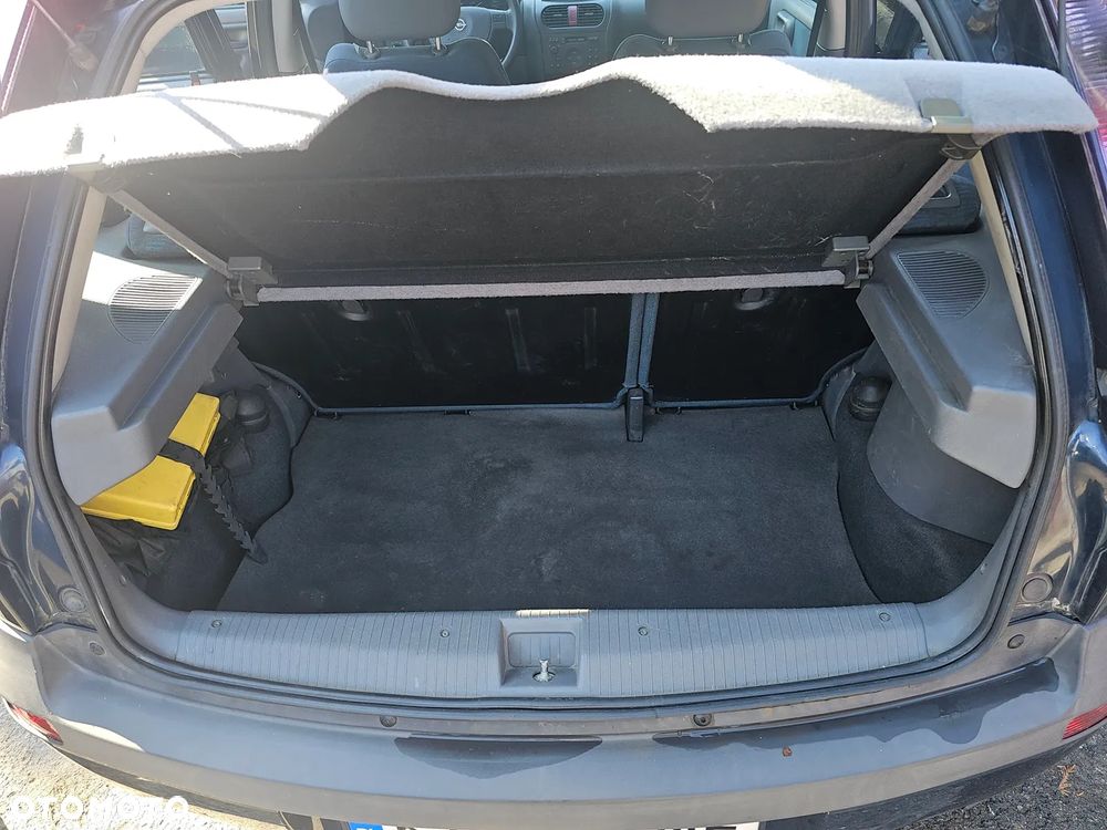 Opel Corsa 1.2 16V Comfort - 8