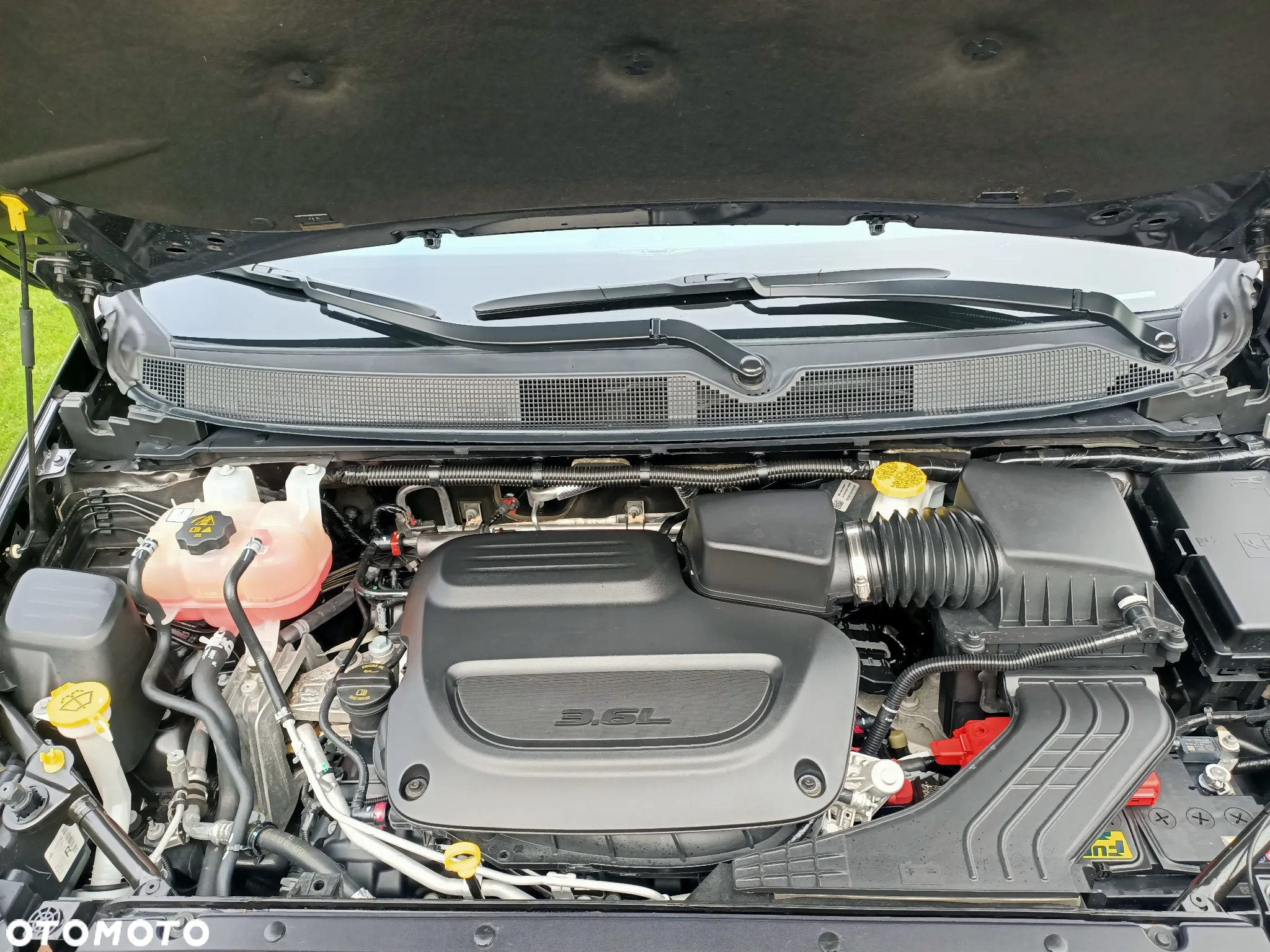 Chrysler Pacifica - 18