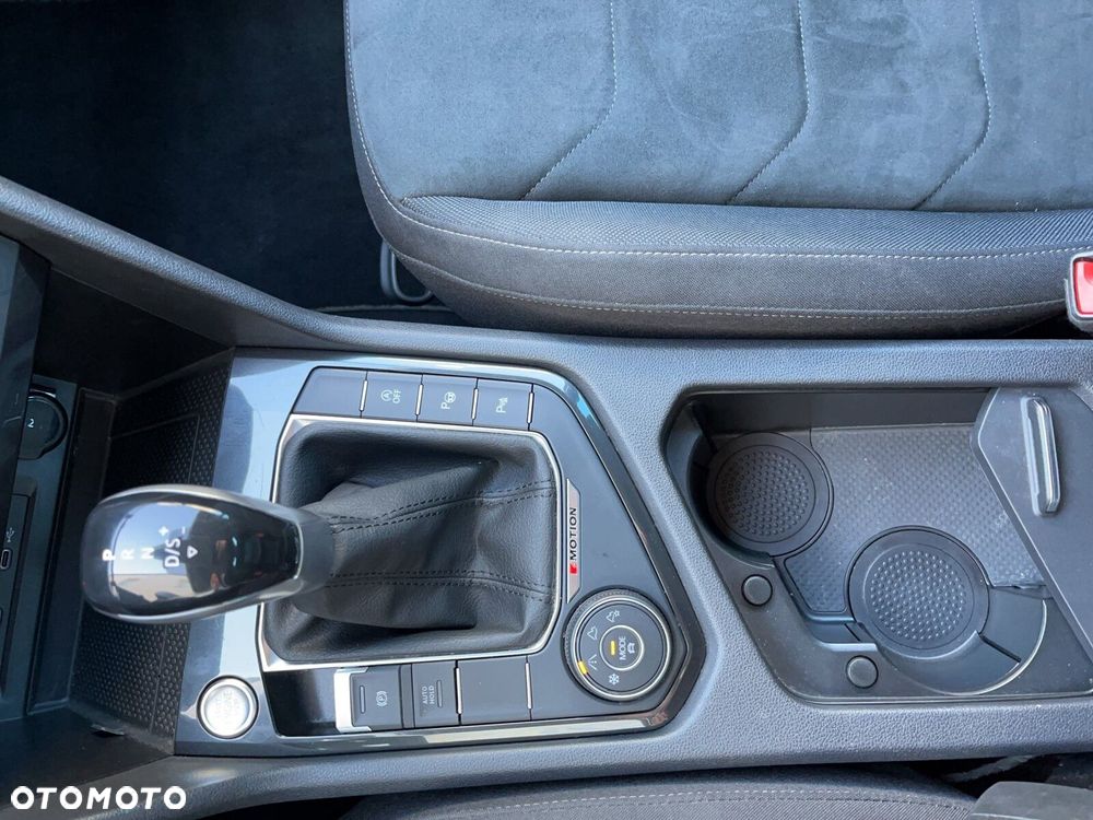 Volkswagen Tiguan - 26