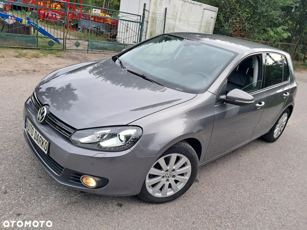 Volkswagen Golf 2.0 TDI DPF Highline - 16