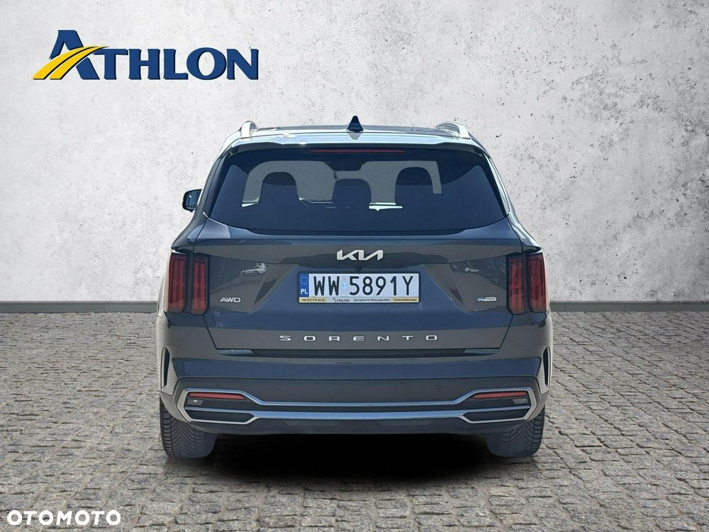 Kia Sorento - 4