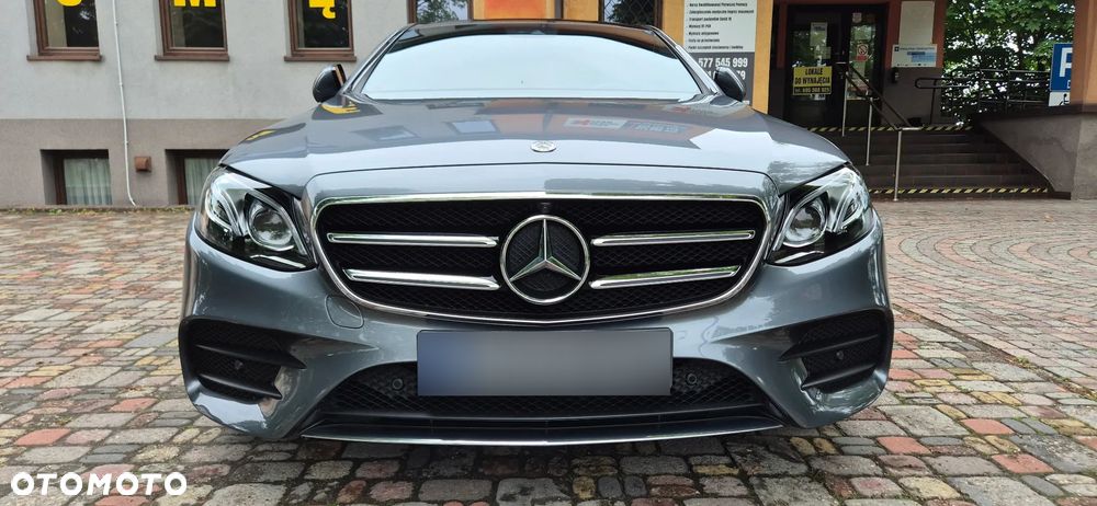 Mercedes-Benz Klasa E 220 d AMG - 31