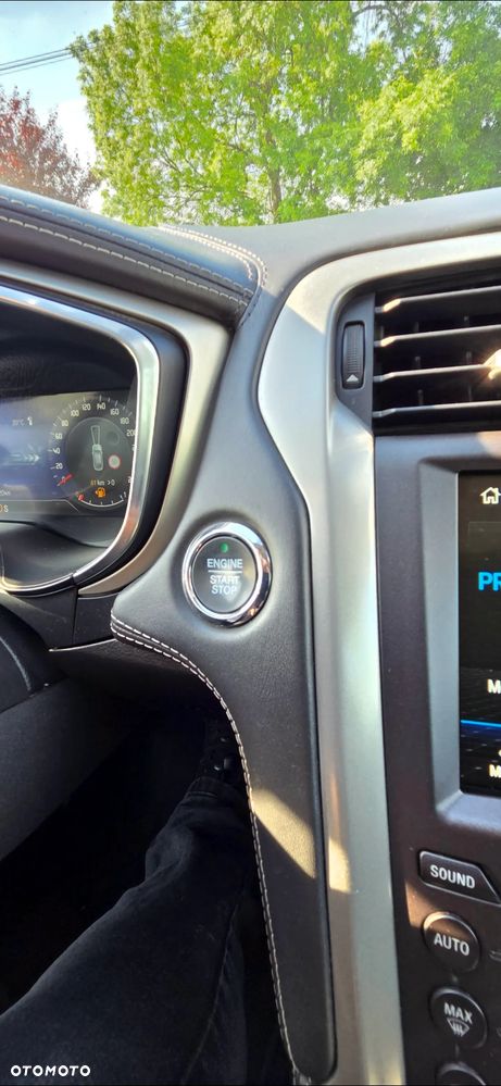 Ford Mondeo Vignale 2.0 TDCi PowerShift - 4