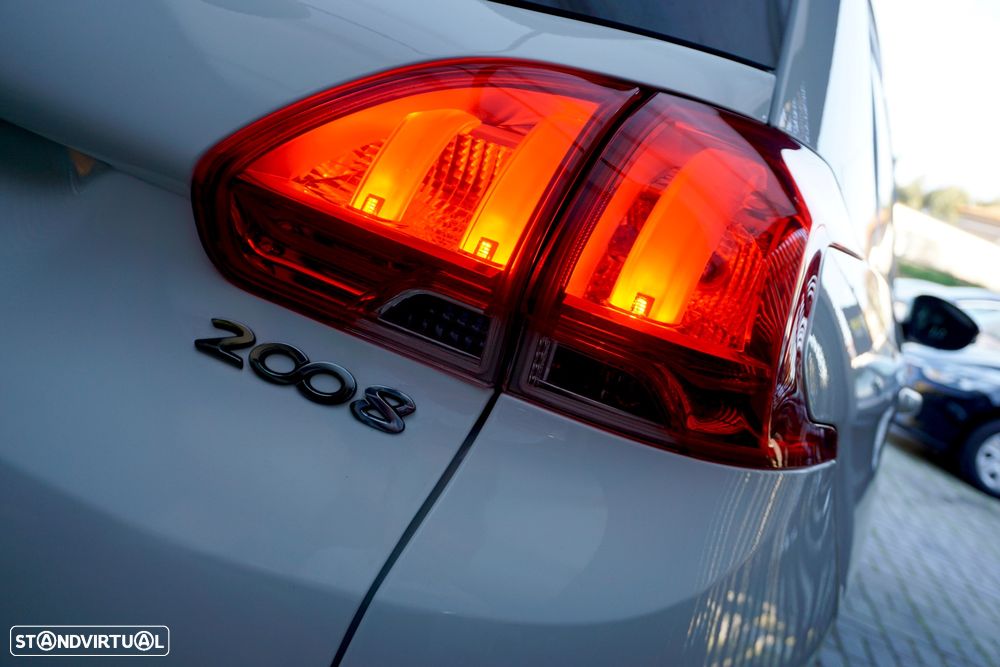 Peugeot 2008 82 VTI Allure - 25