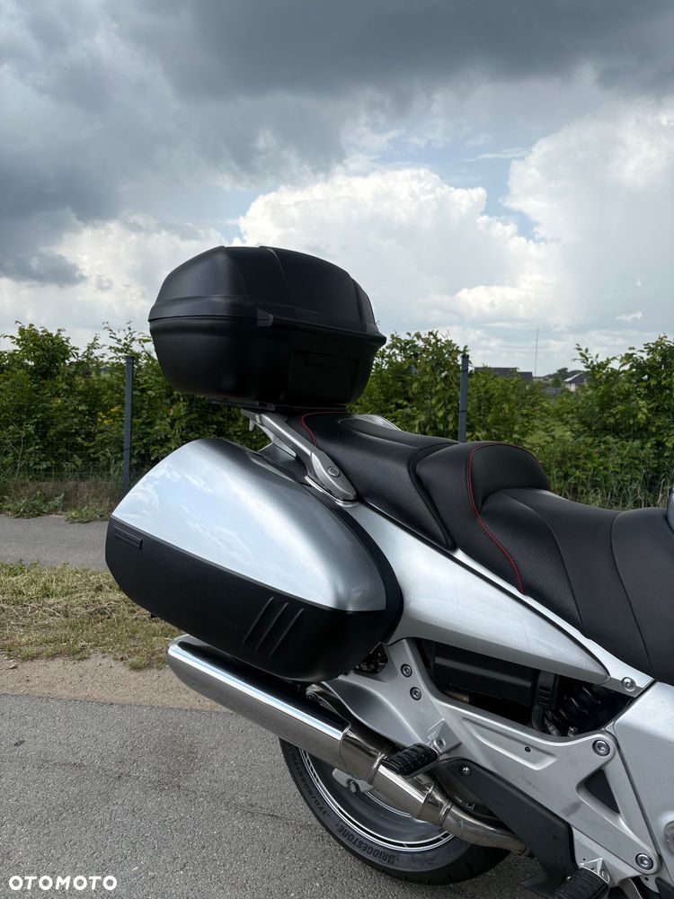 Honda ST - 17
