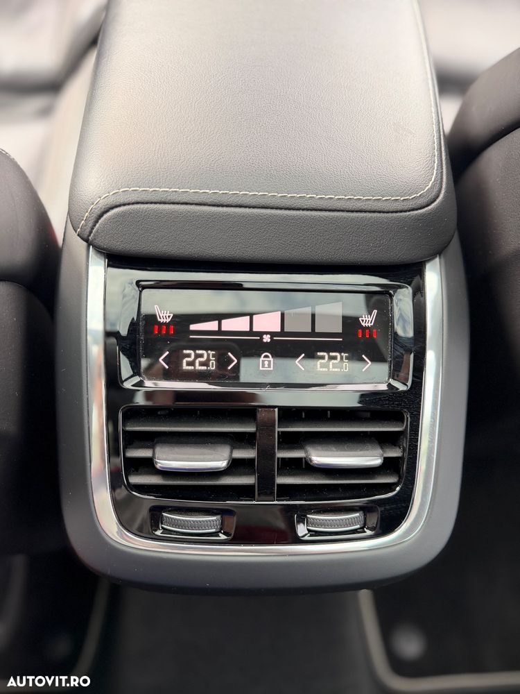 Volvo XC 60 B4 D AWD Geartronic RDesign - 12