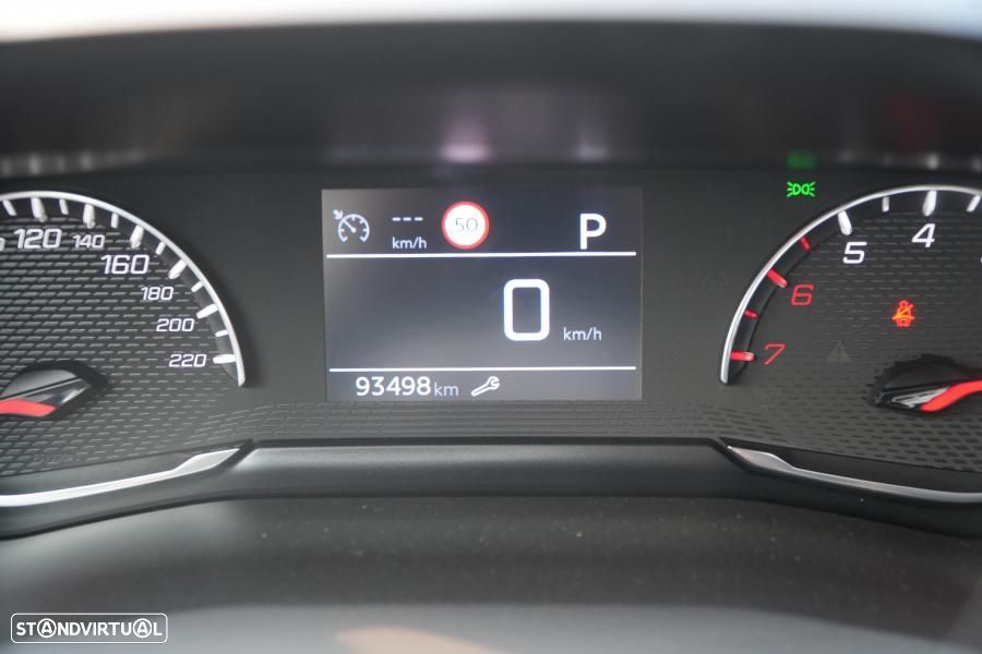Peugeot 2008 PureTech 130 EAT8 Allure Pack - 10
