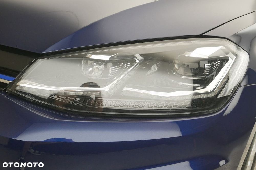 Volkswagen Golf Variant - 13
